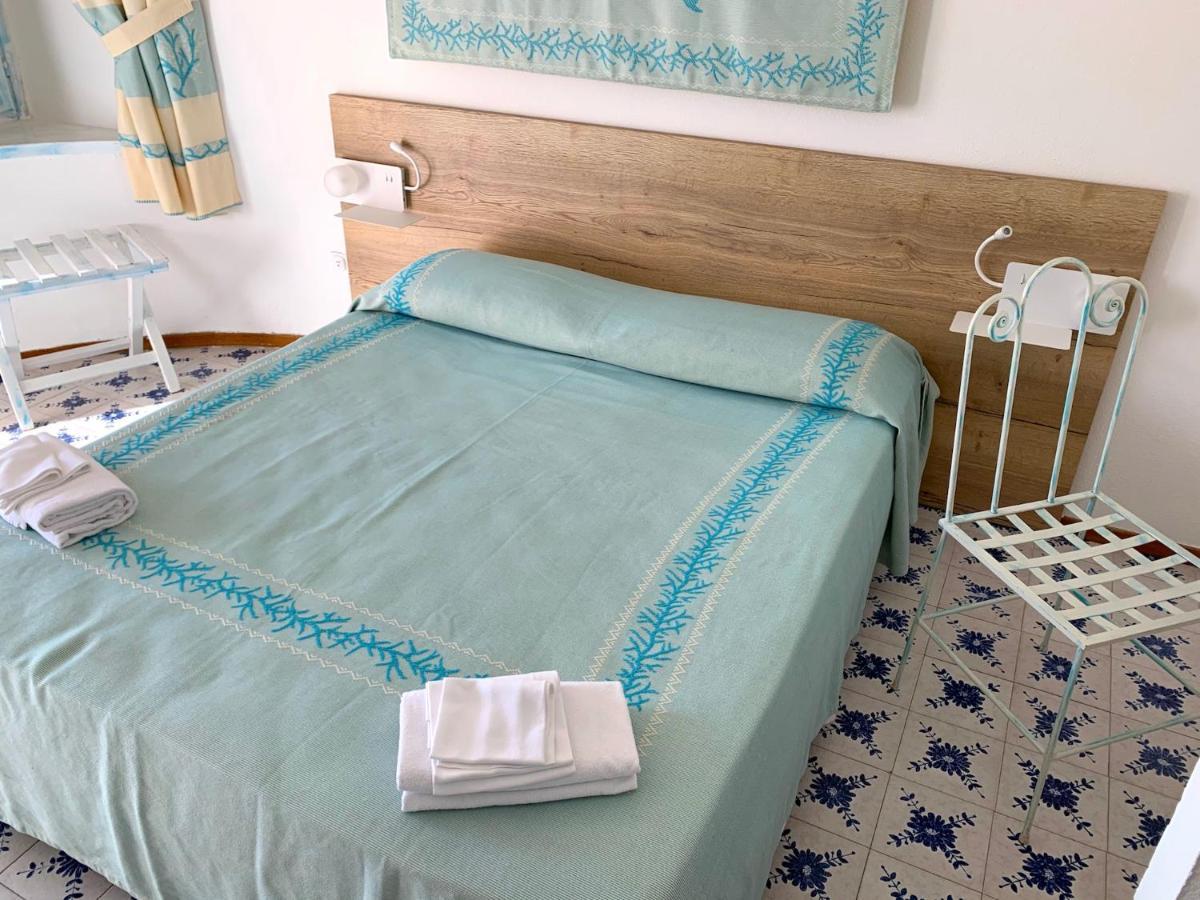 Club Esse Shardana Hotel Santa Teresa Gallura Ngoại thất bức ảnh