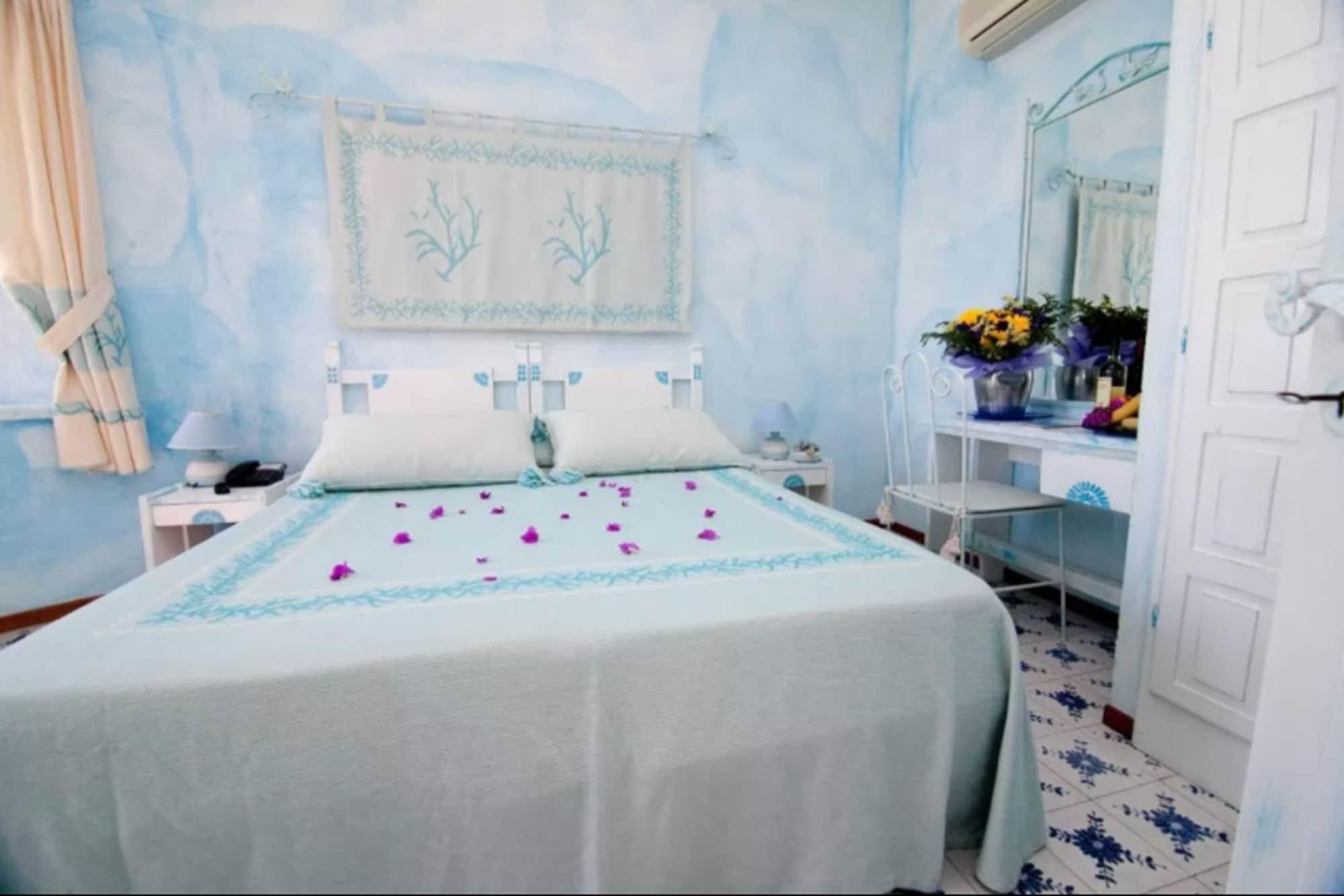 Club Esse Shardana Hotel Santa Teresa Gallura Ngoại thất bức ảnh