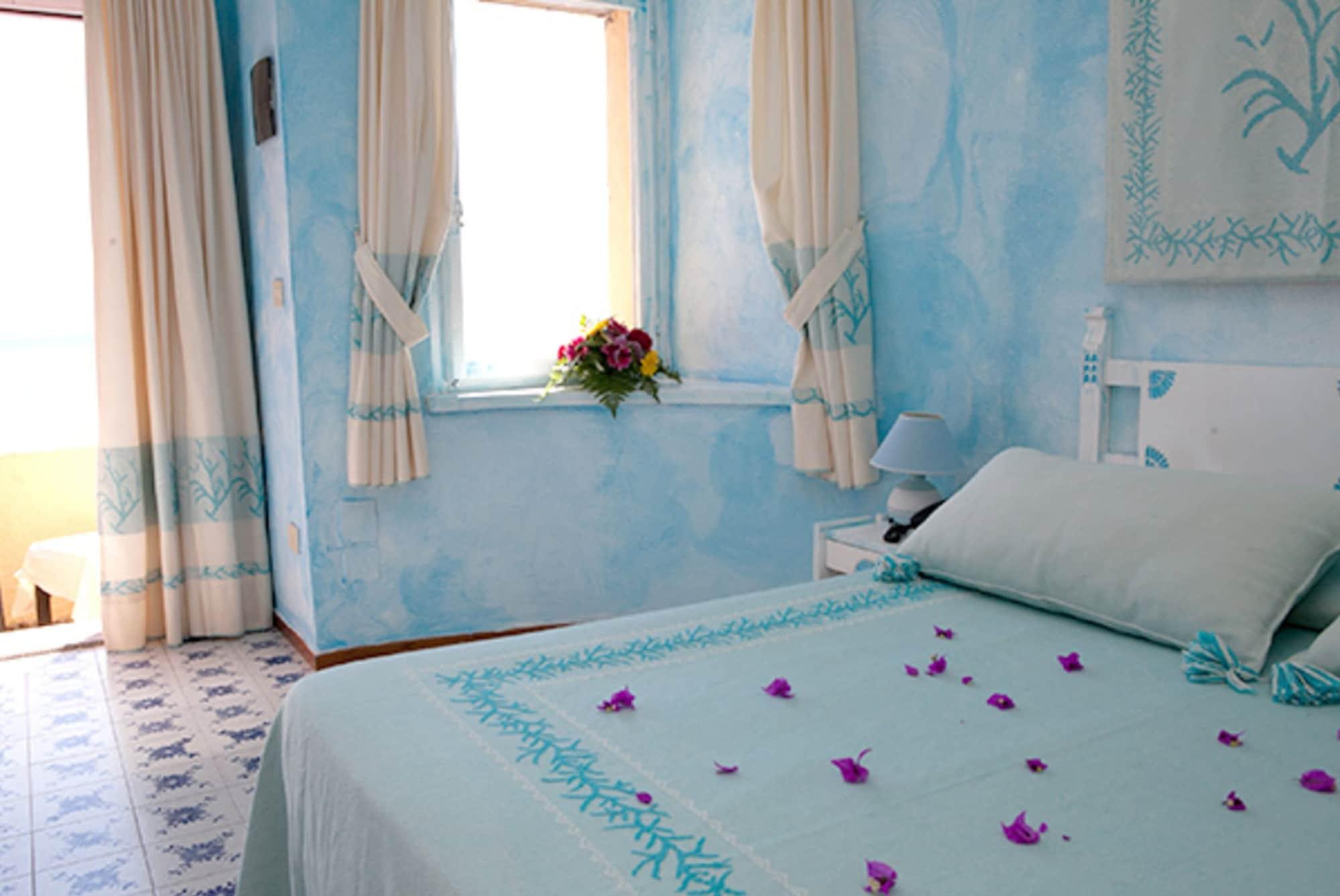 Club Esse Shardana Hotel Santa Teresa Gallura Ngoại thất bức ảnh