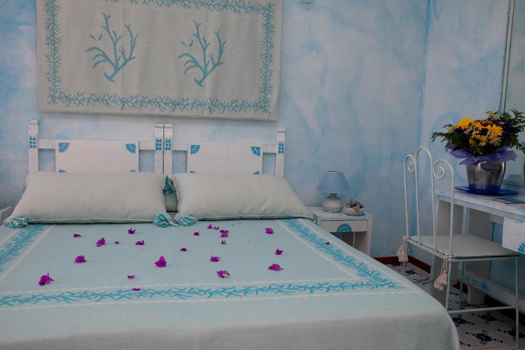 Club Esse Shardana Hotel Santa Teresa Gallura Ngoại thất bức ảnh
